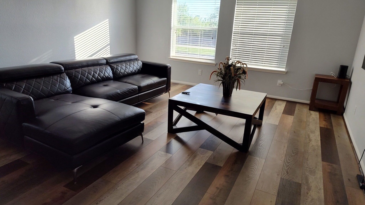 Photo of Livingroom in Pearland