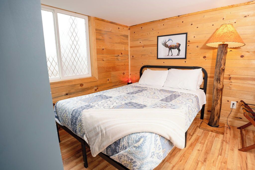Photo of Bedroom in Lyons