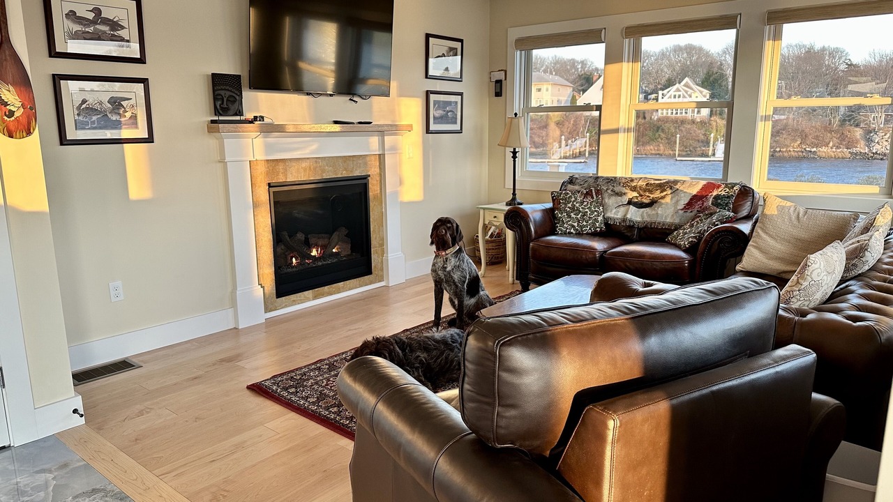 Photo of Livingroom in Narragansett