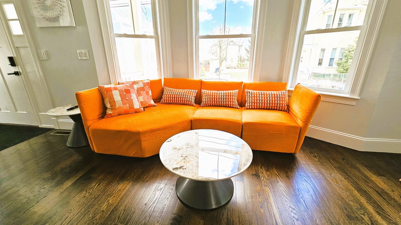 Photo of Livingroom in Boston