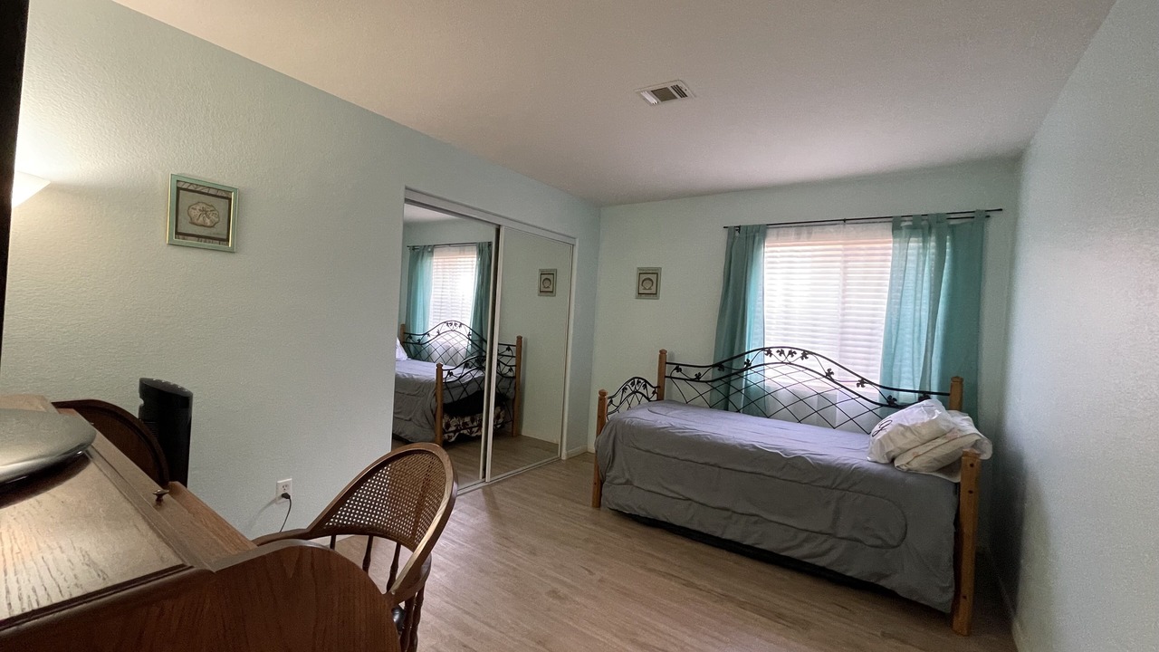 Photo of Bedroom in Canyon Gate Master