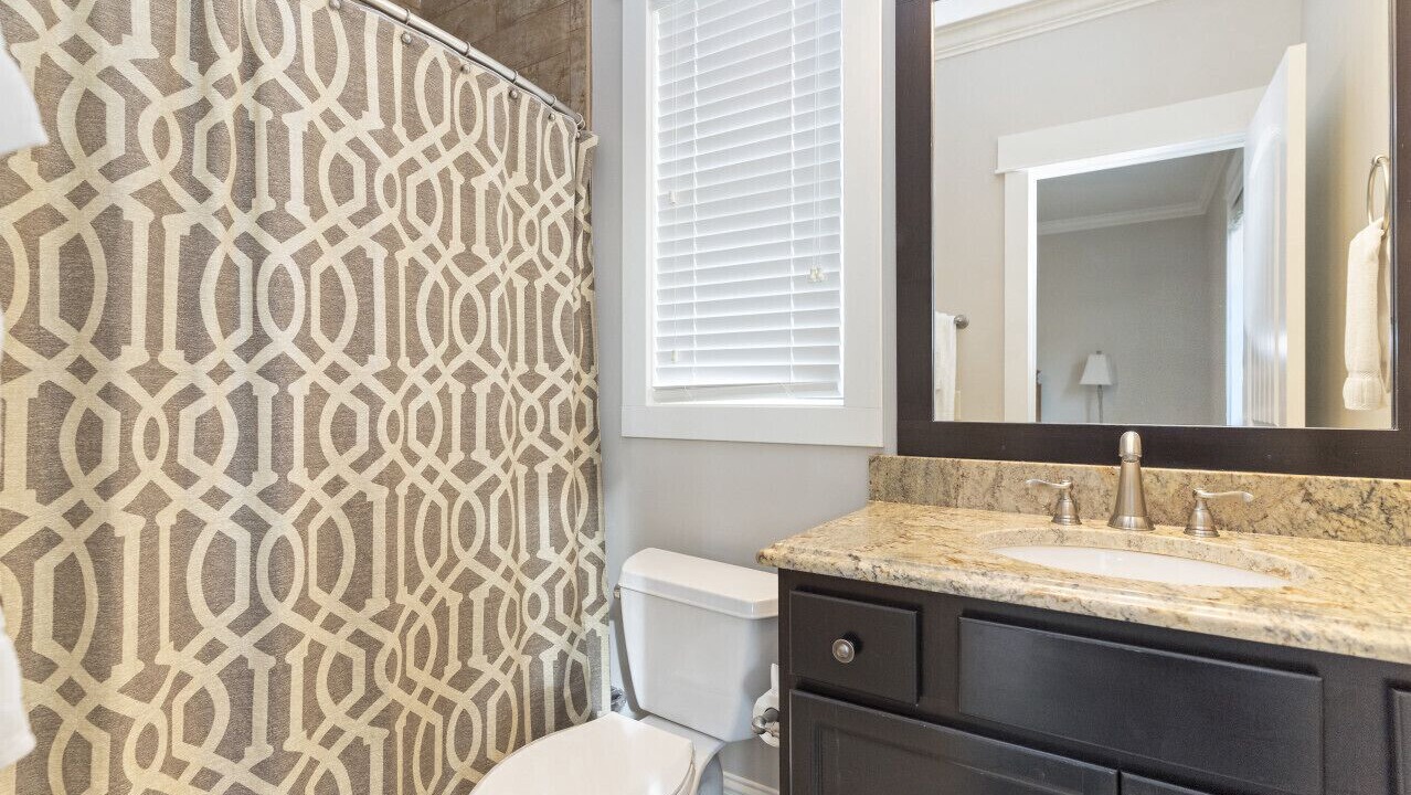 Photo of Bathroom in Reynolds Landing