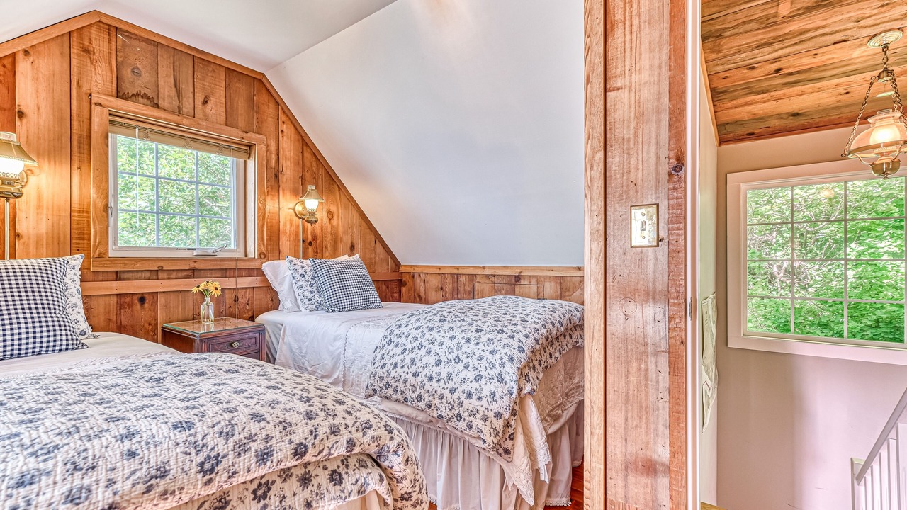 Photo of Bedroom in Point Roberts