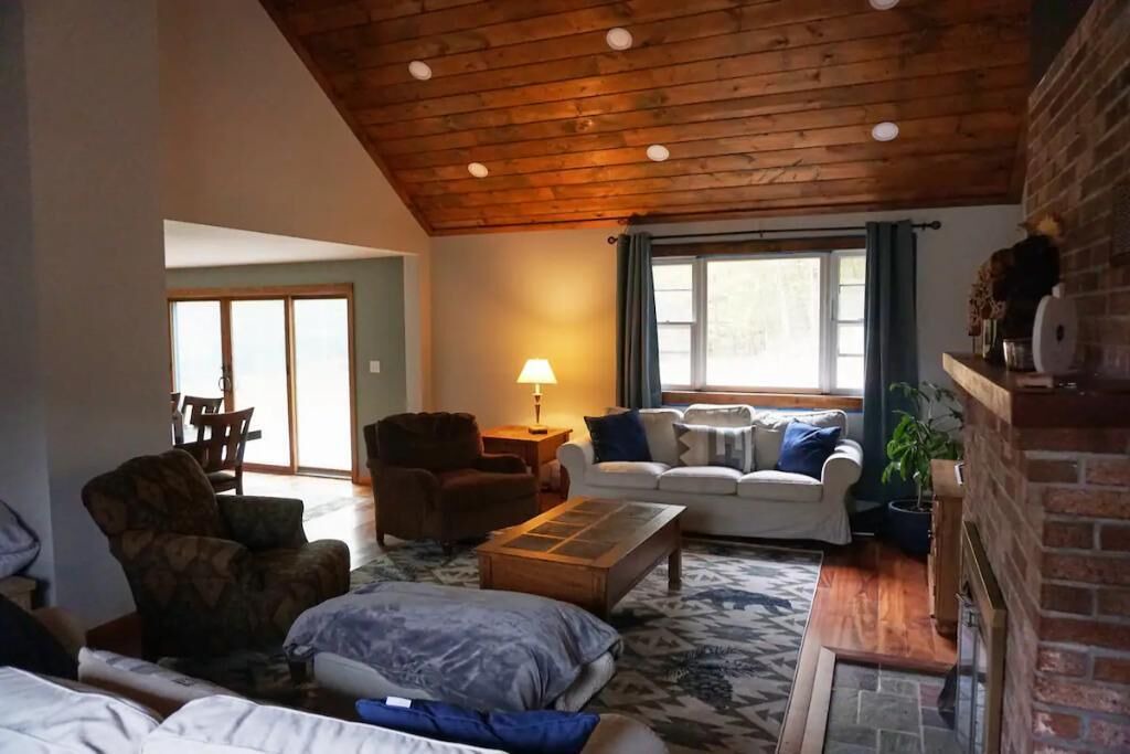 Photo of Livingroom in Johnsburg