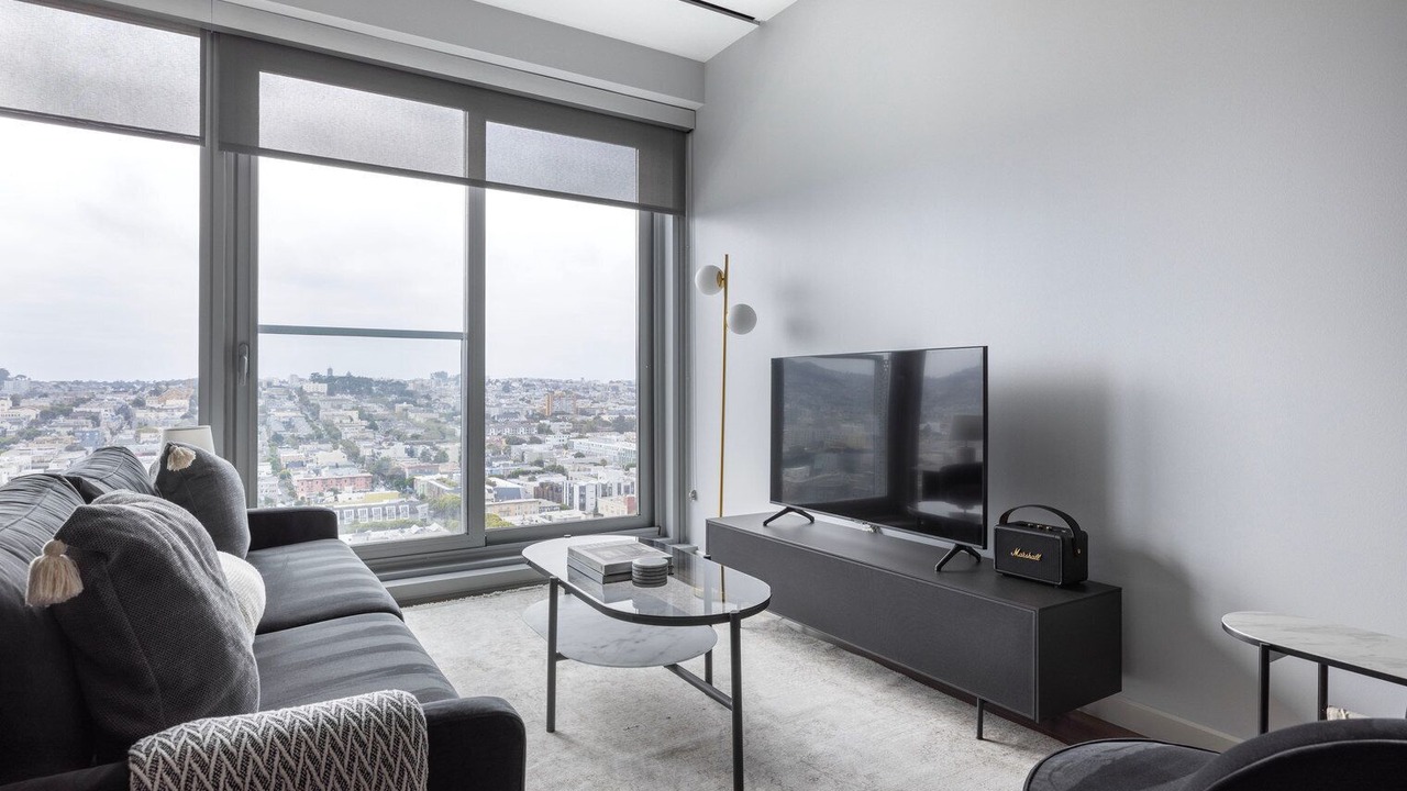 Photo of Livingroom in Civic Center