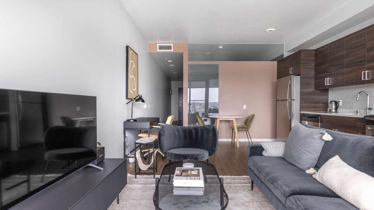 Photo of Livingroom in Civic Center