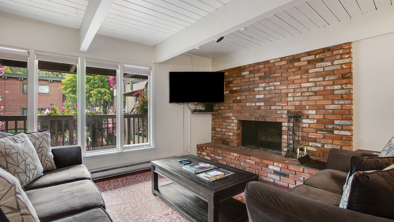 Photo of Livingroom in Aspen