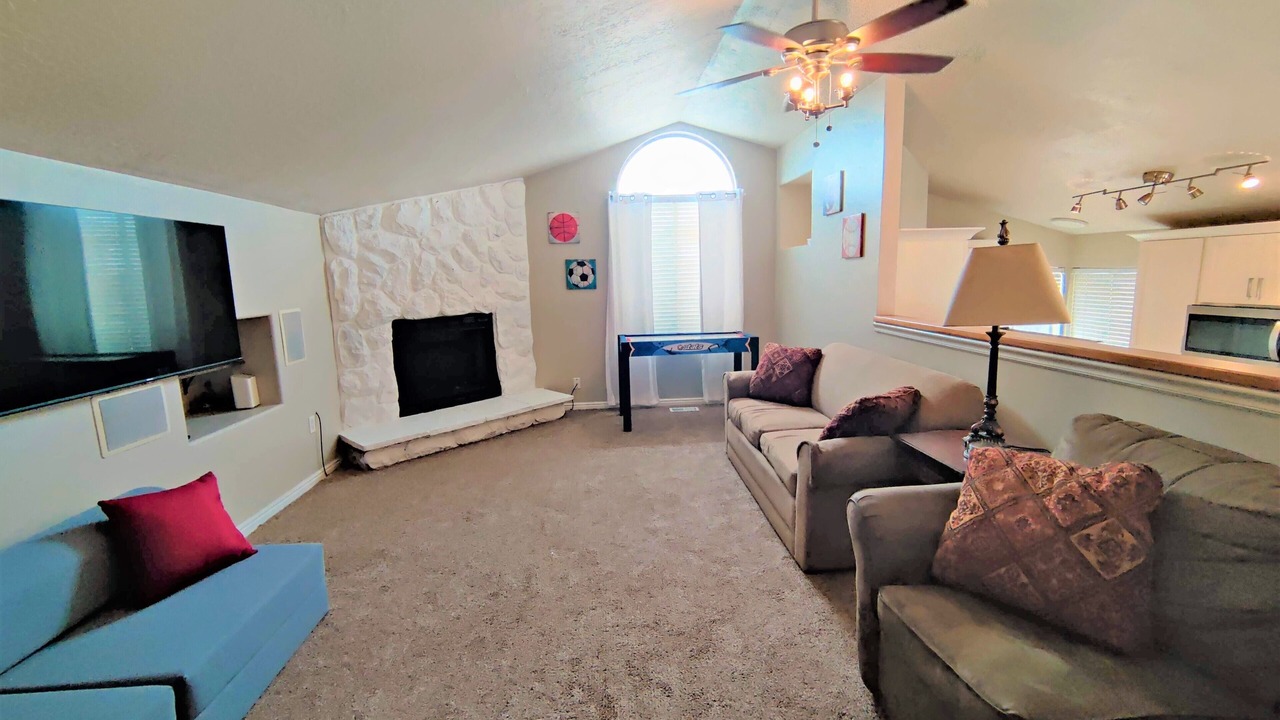 Photo of Livingroom in West Jordan