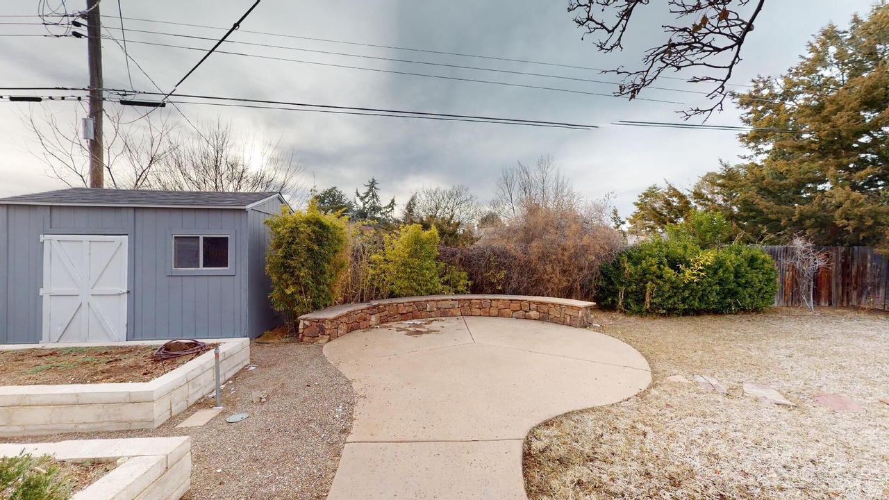 Photo of Outdoor in Uptown