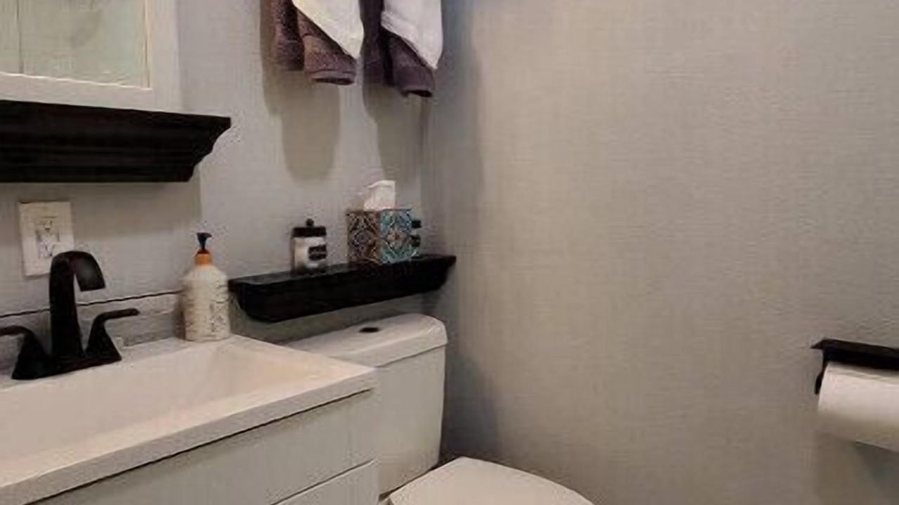 Photo of Bathroom in Englewood