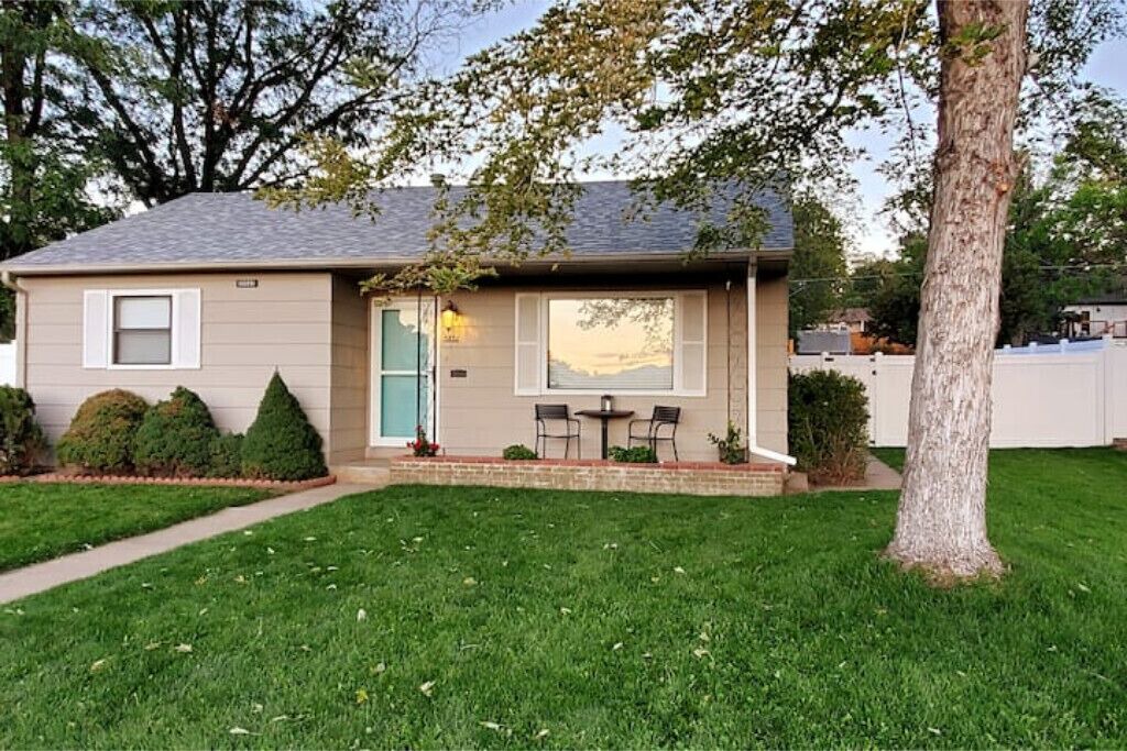 Photo of Outdoor in Englewood