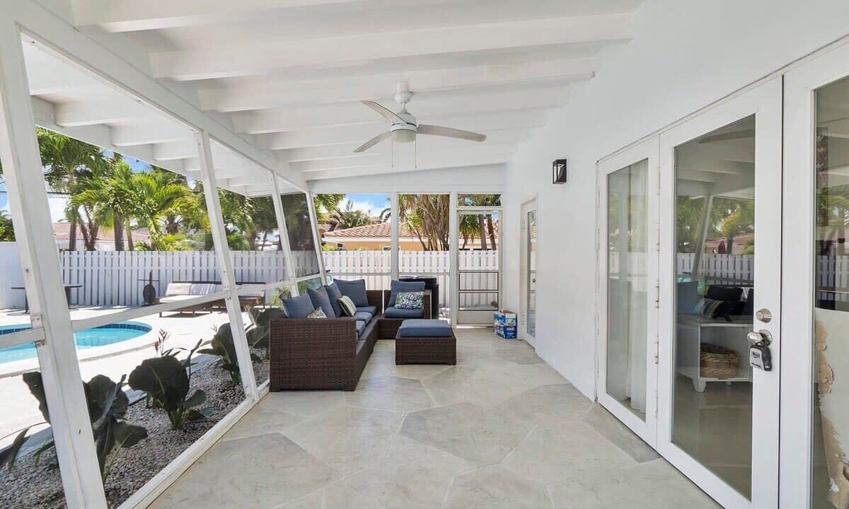 Photo of Outdoor in Dolphin Isles
