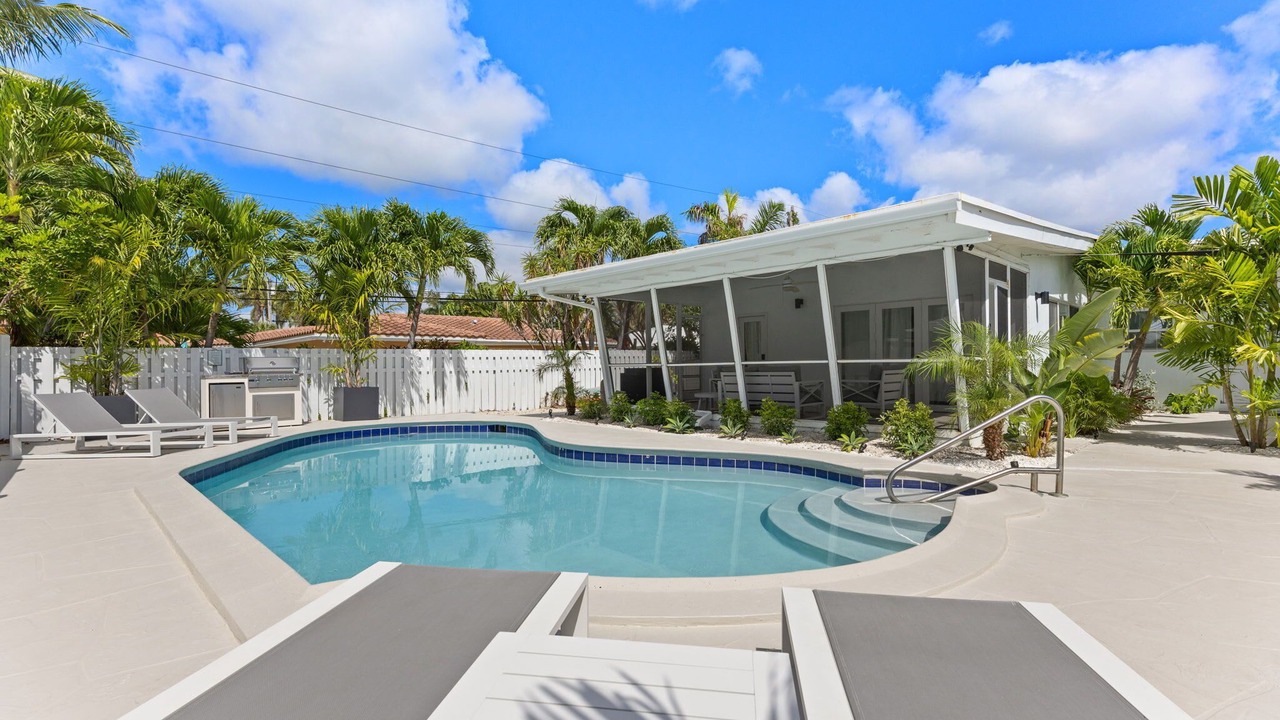 Photo of Outdoor in Dolphin Isles