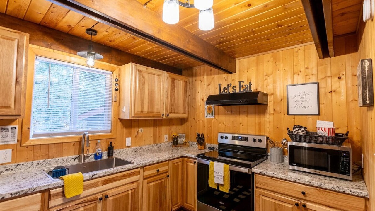 Photo of Kitchen in Meadow View Heights