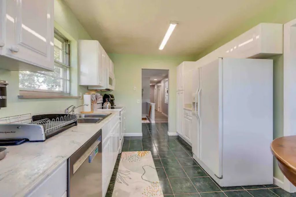 Photo of Kitchen in Ten Mile