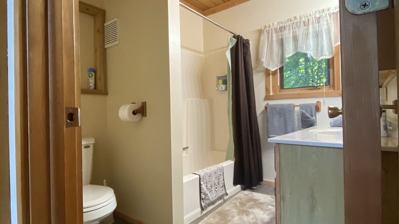 Photo of Bathroom in Bruce Crossing
