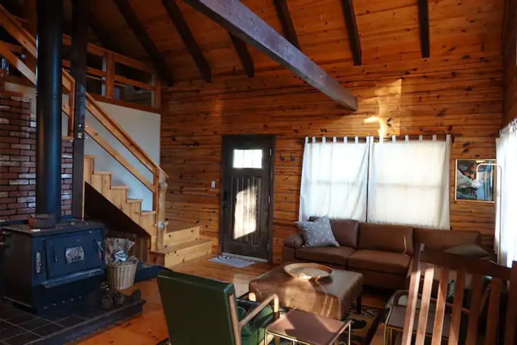Photo of Livingroom in Ponderosa