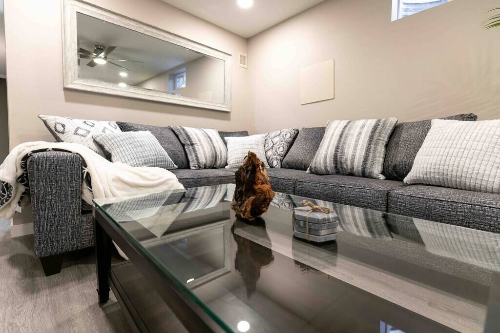 Photo of Livingroom in Allendale Area