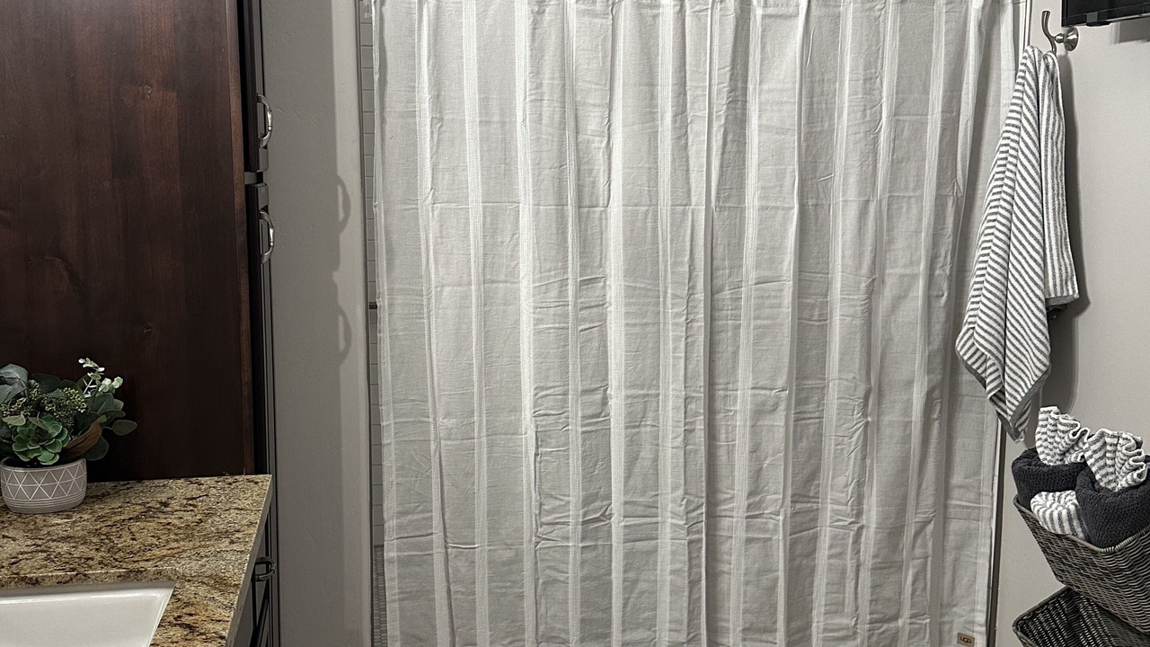 Photo of Bathroom in North Valley