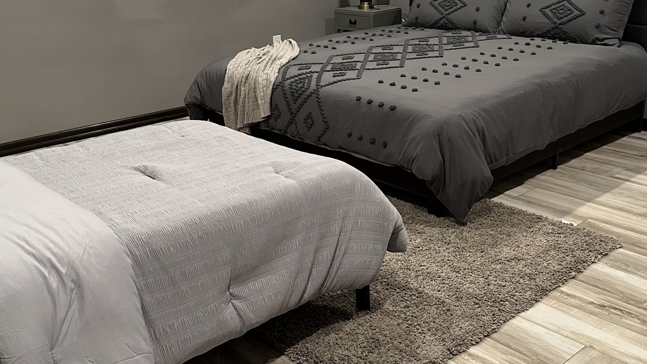 Photo of Bedroom in North Valley