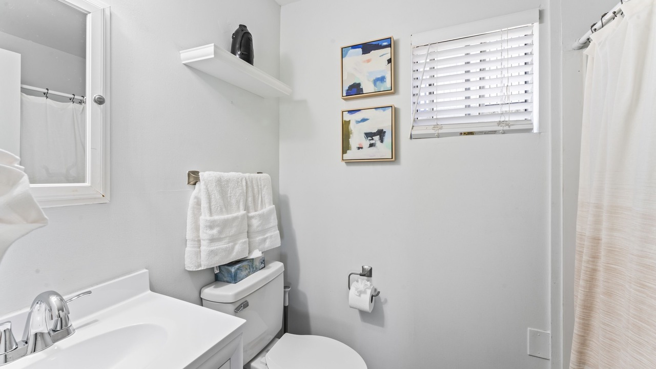 Photo of Bathroom in Melrose