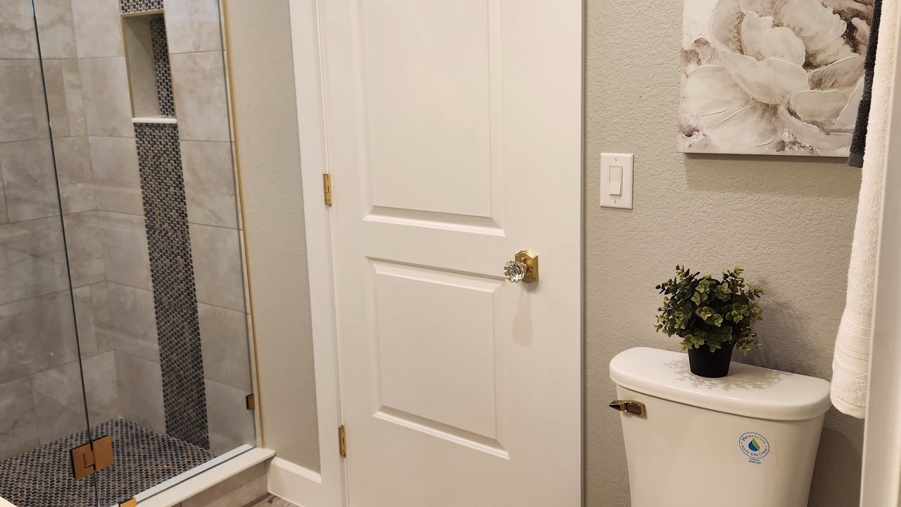 Photo of Bathroom in Uptown