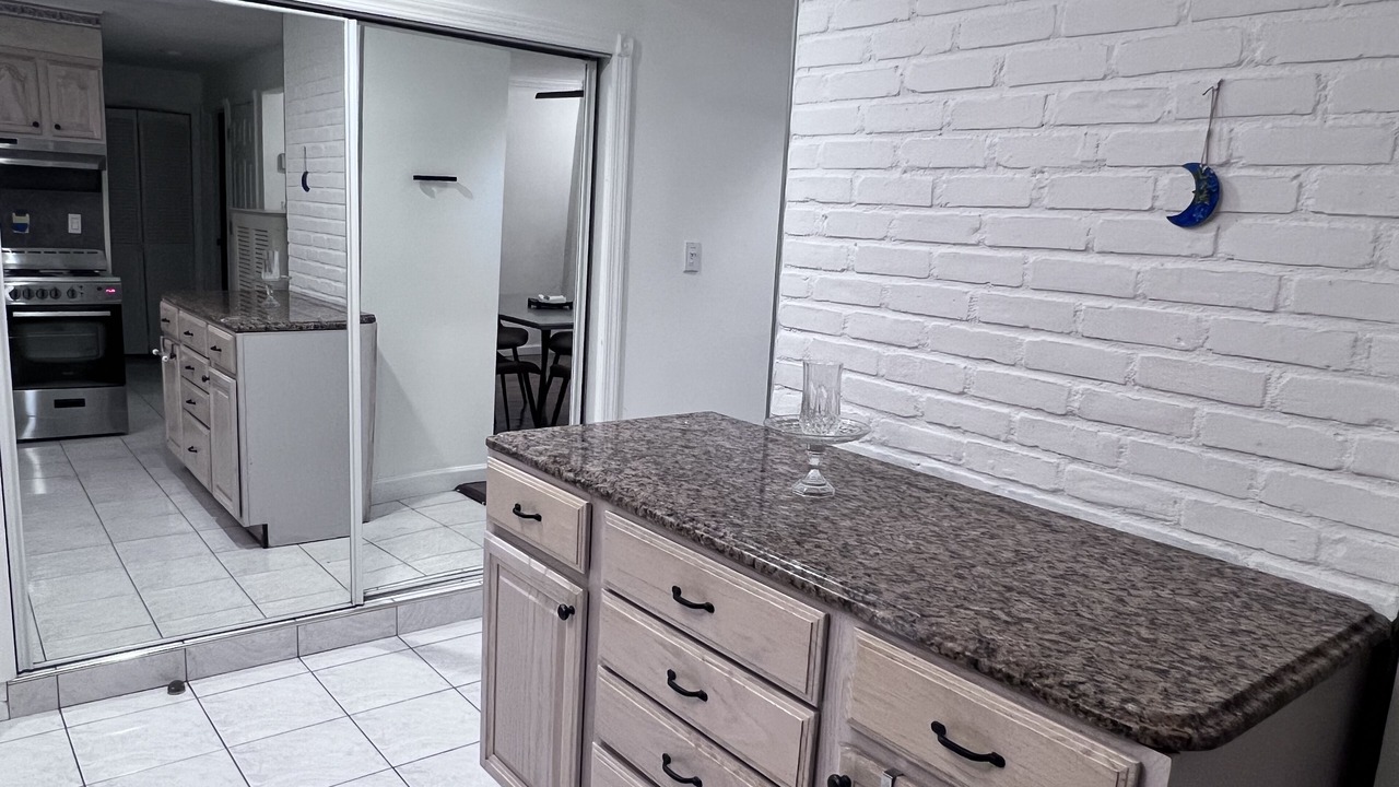 Photo of Kitchen in East Meadow