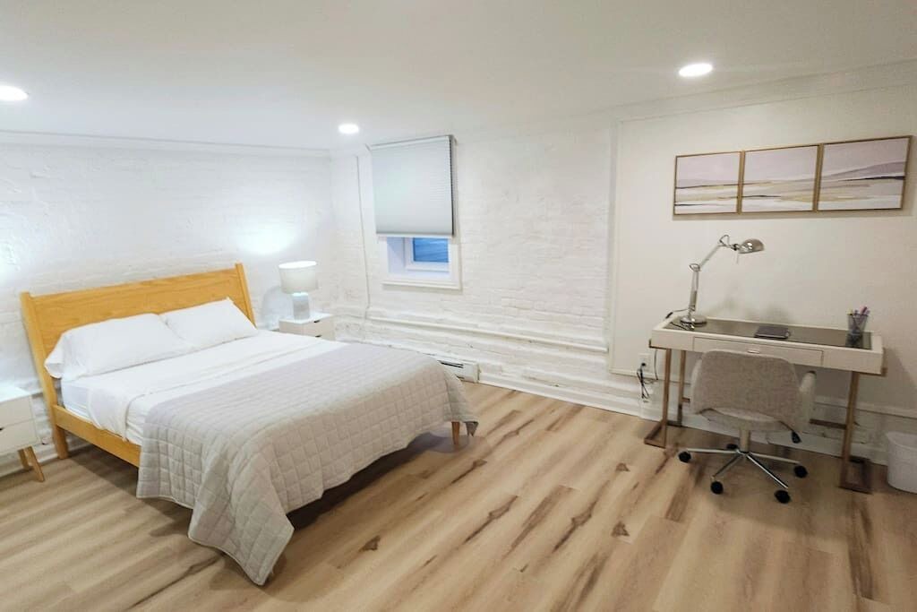 Photo of Bedroom in Congress Park