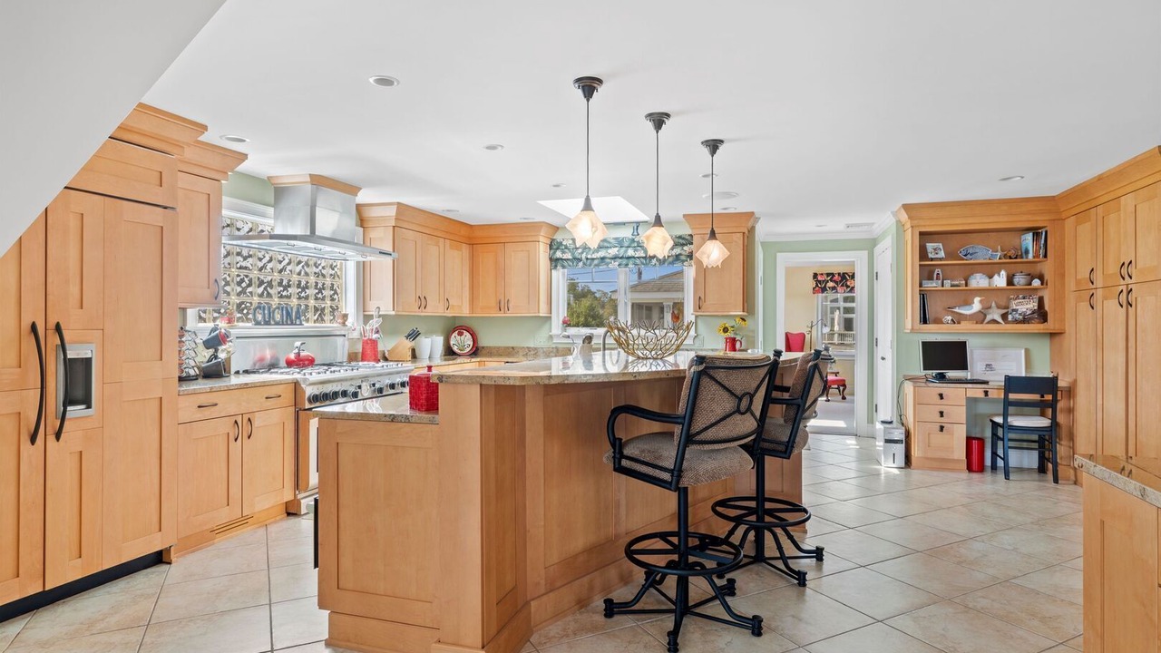 Photo of Kitchen in Narragansett Pier