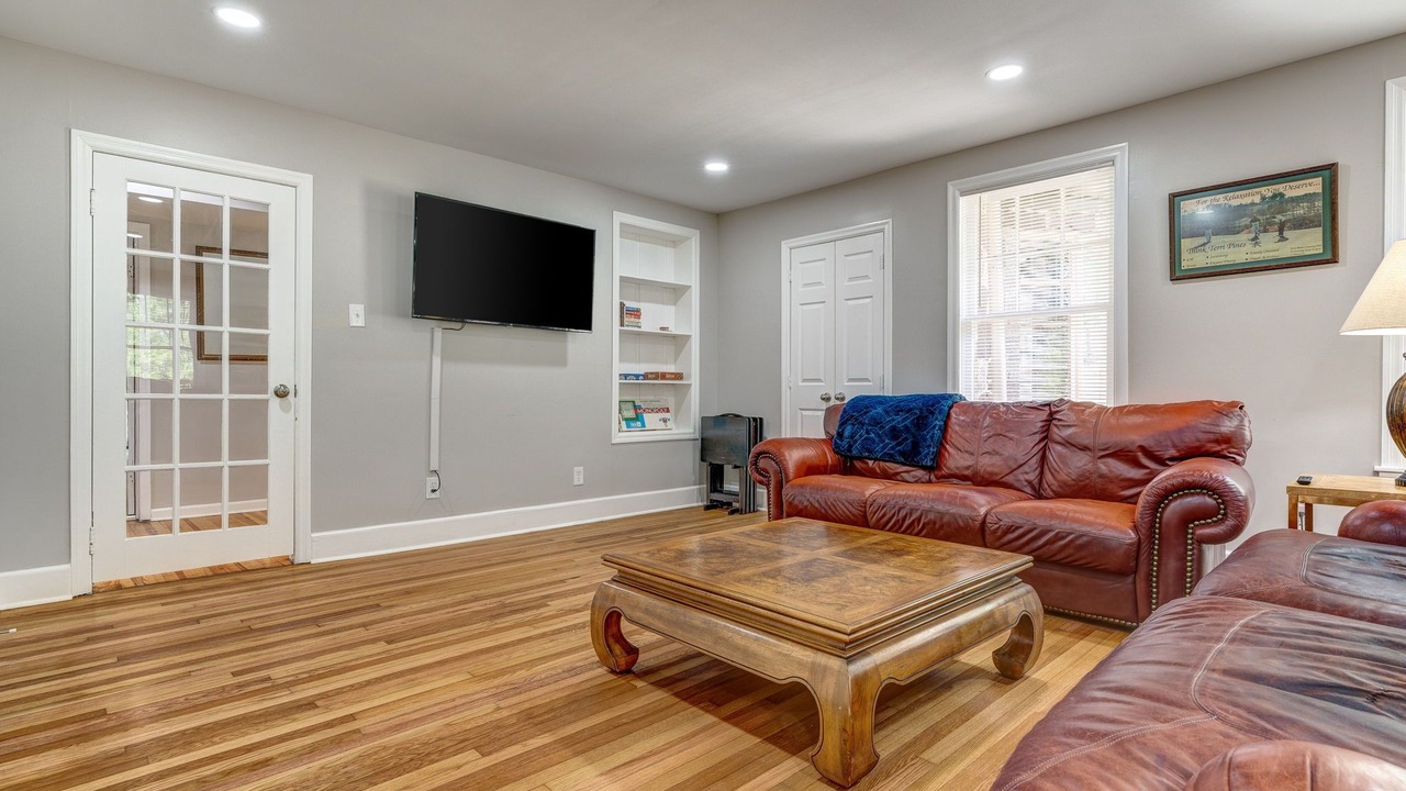 Photo of Livingroom in McCalla