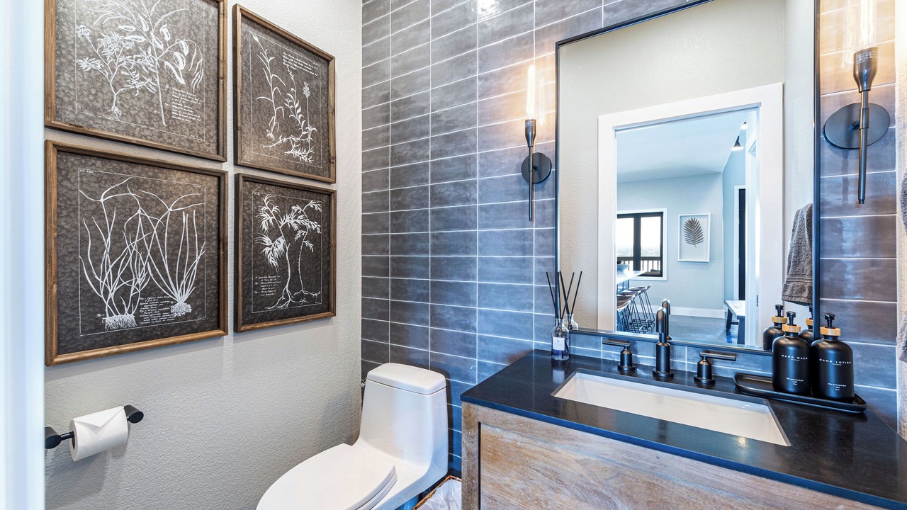 Photo of Bedroom in Point Venture