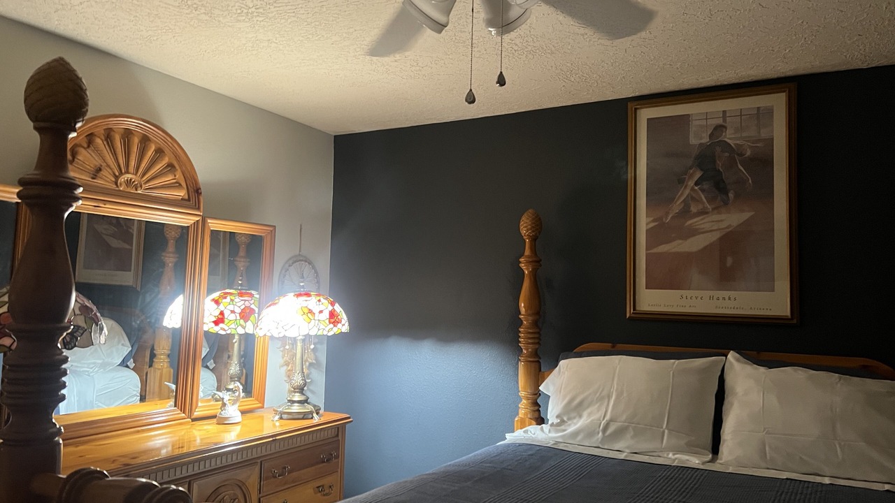 Photo of Bedroom in Parkway
