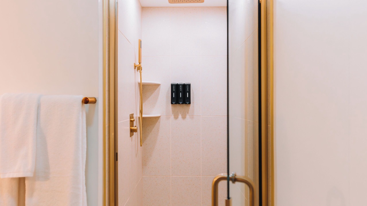 Photo of Bathroom in Gahanna