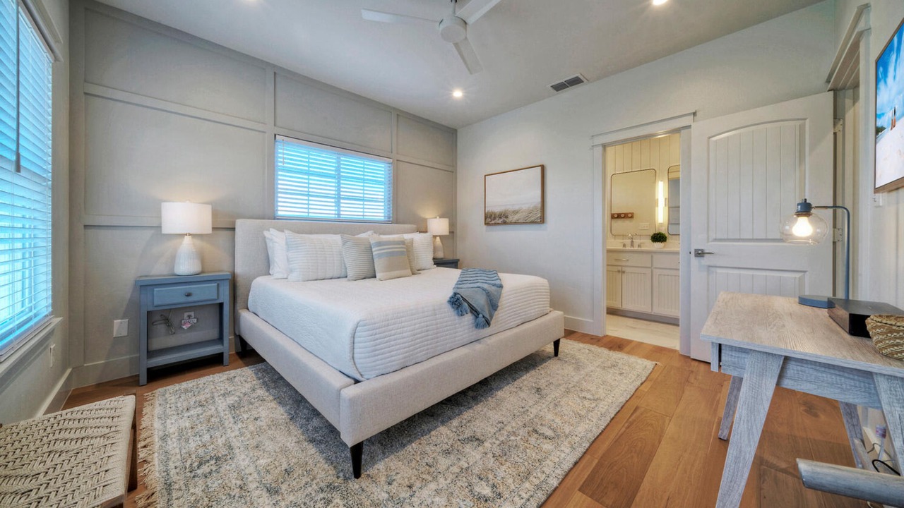 Photo of Bedroom in Leeward Sands