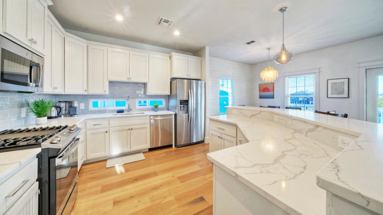 Photo of Kitchen in Leeward Sands