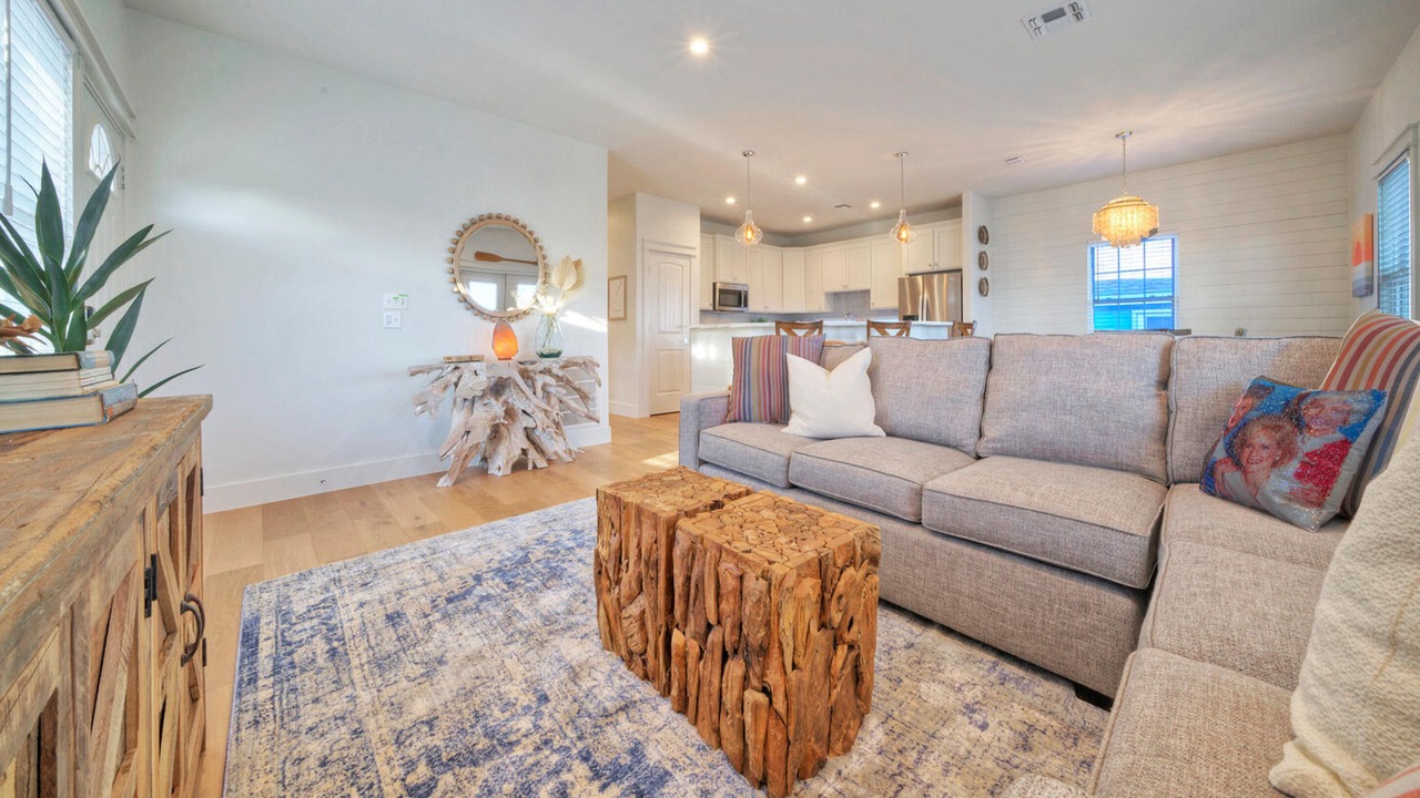 Photo of Livingroom in Leeward Sands