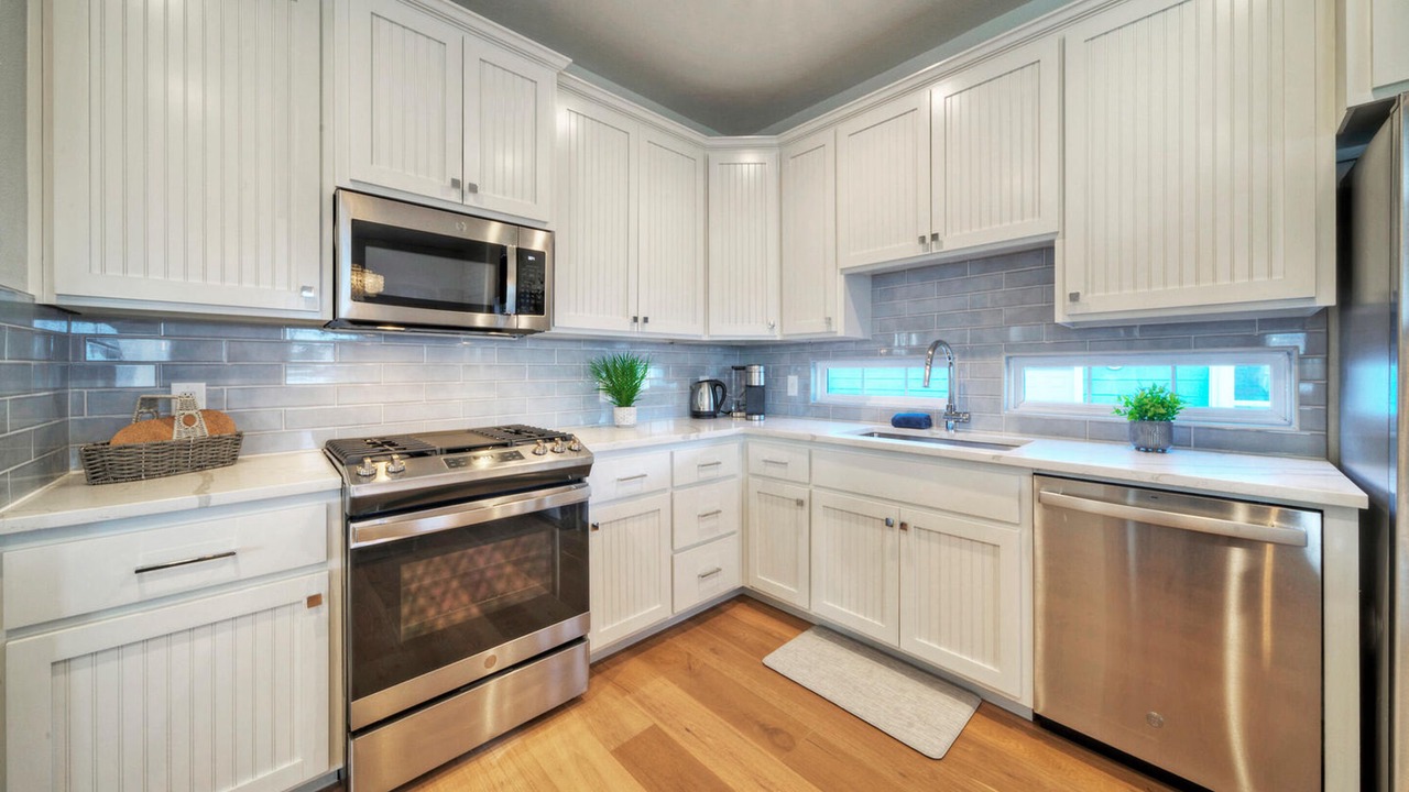 Photo of Kitchen in Leeward Sands