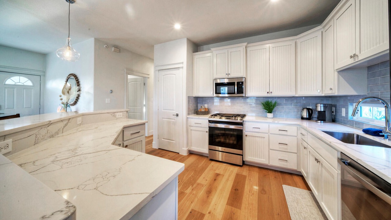 Photo of Kitchen in Leeward Sands