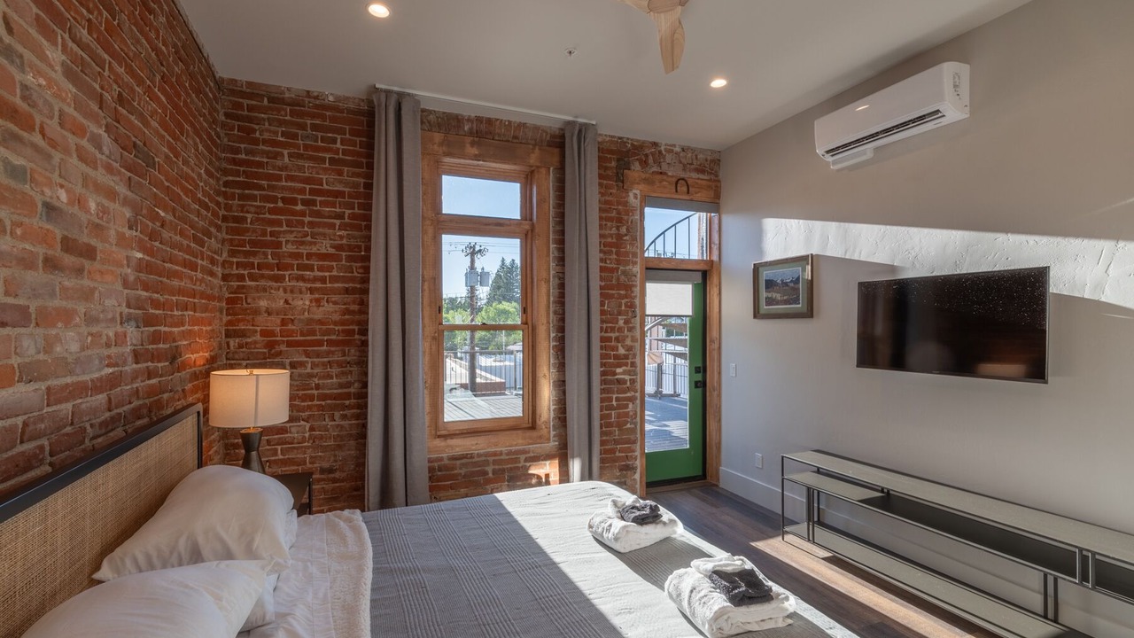 Photo of Bedroom in Gunnison