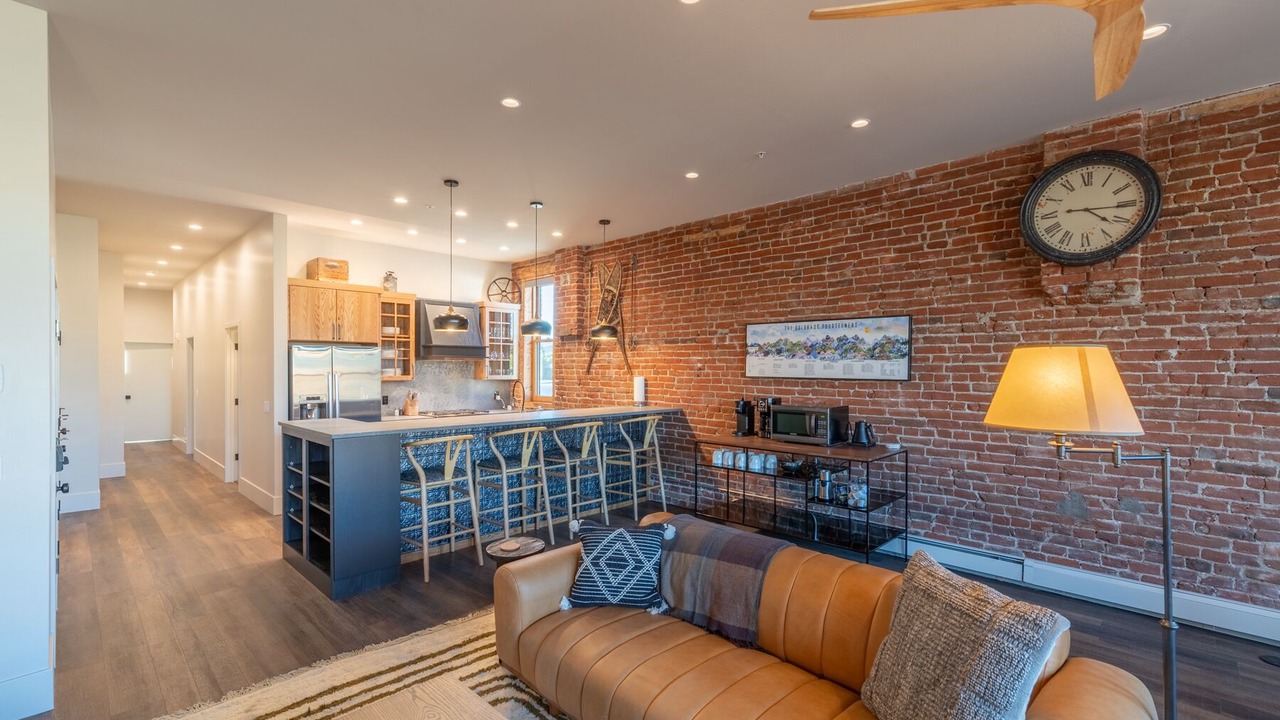 Photo of Livingroom in Gunnison