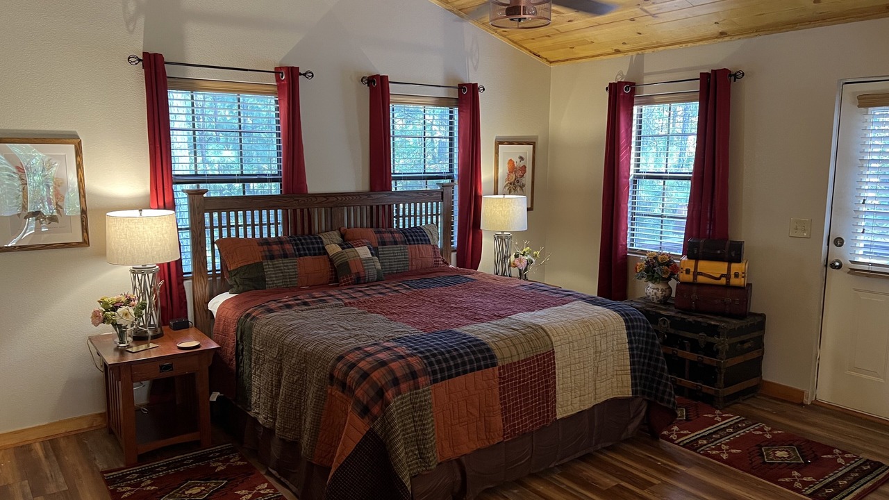 Photo of Bedroom in Copperhill
