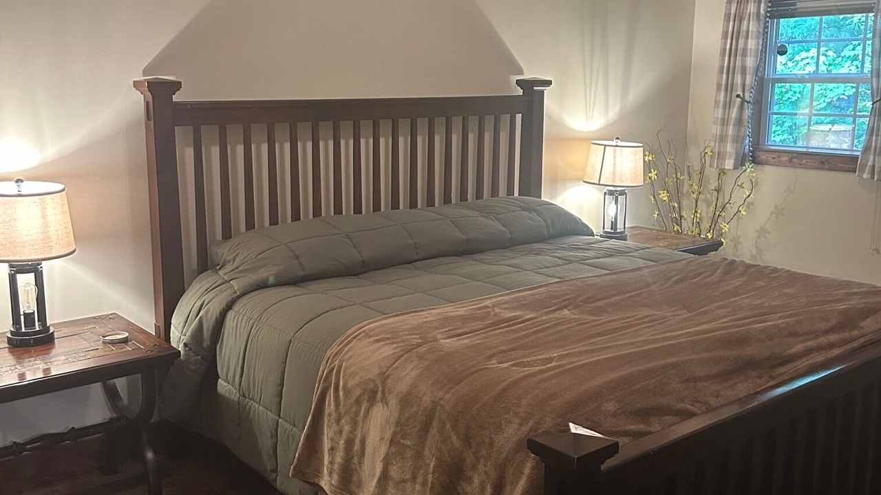 Photo of Bedroom in Elgin