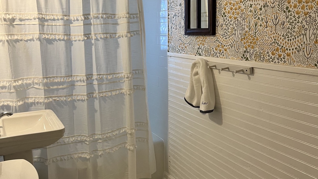 Photo of Bathroom in Brentwood