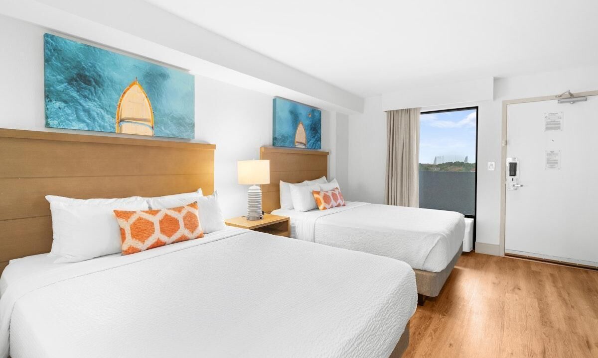 Photo of Bedroom in Golden Mile