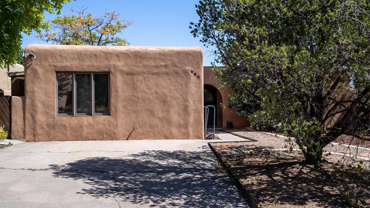Photo of Others in Santa Fe