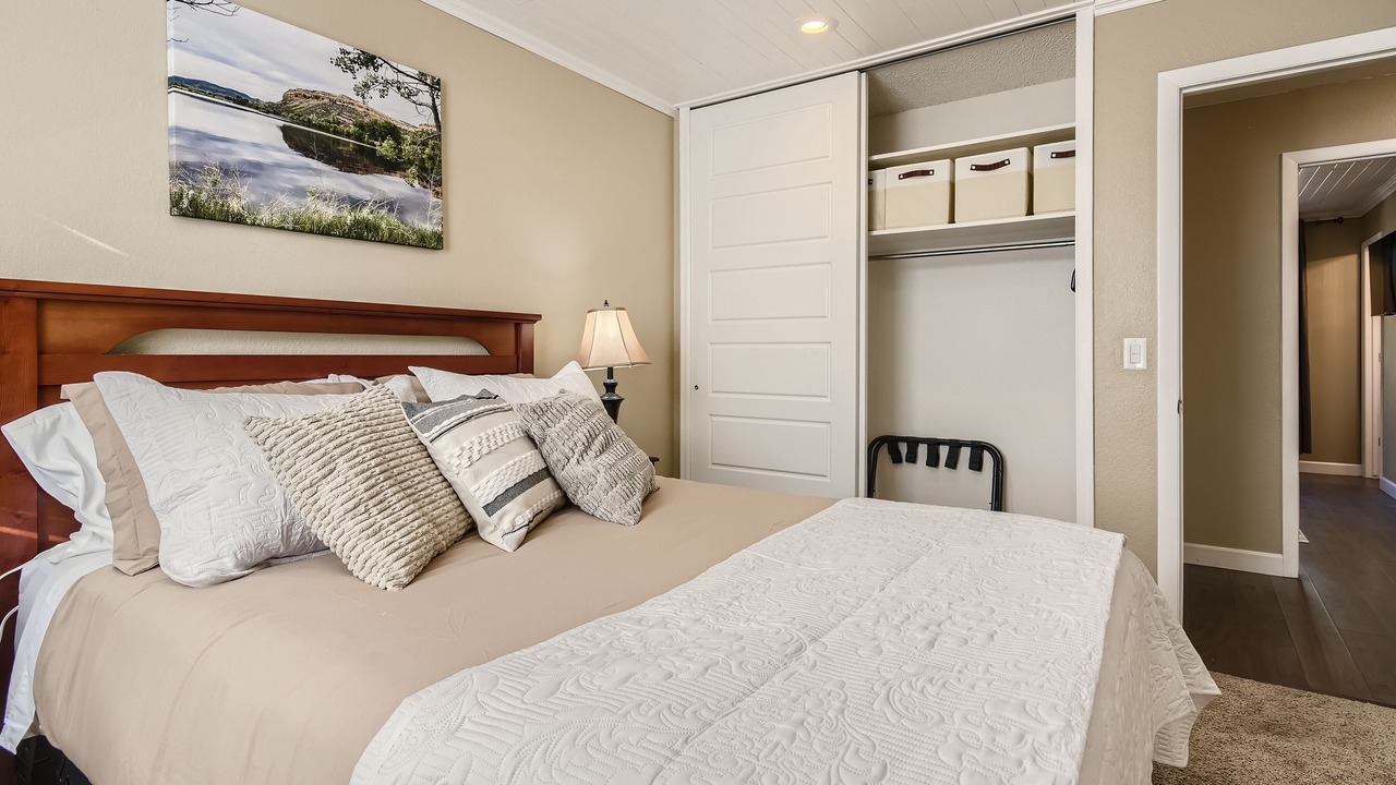 Photo of Bedroom in Thornton