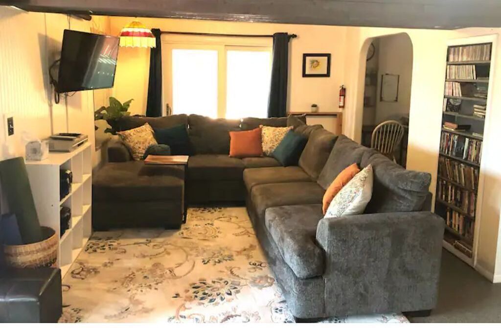 Photo of Livingroom in Shadow Mountain