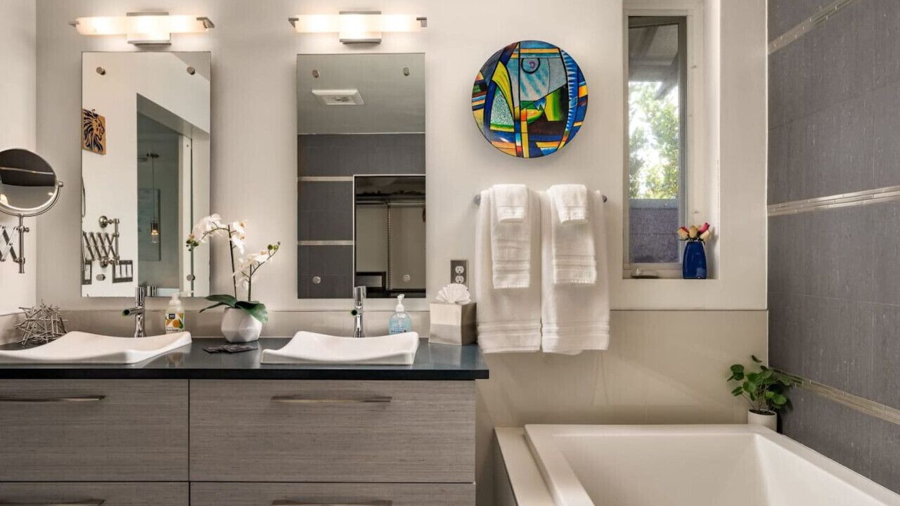 Photo of Bathroom in Highland