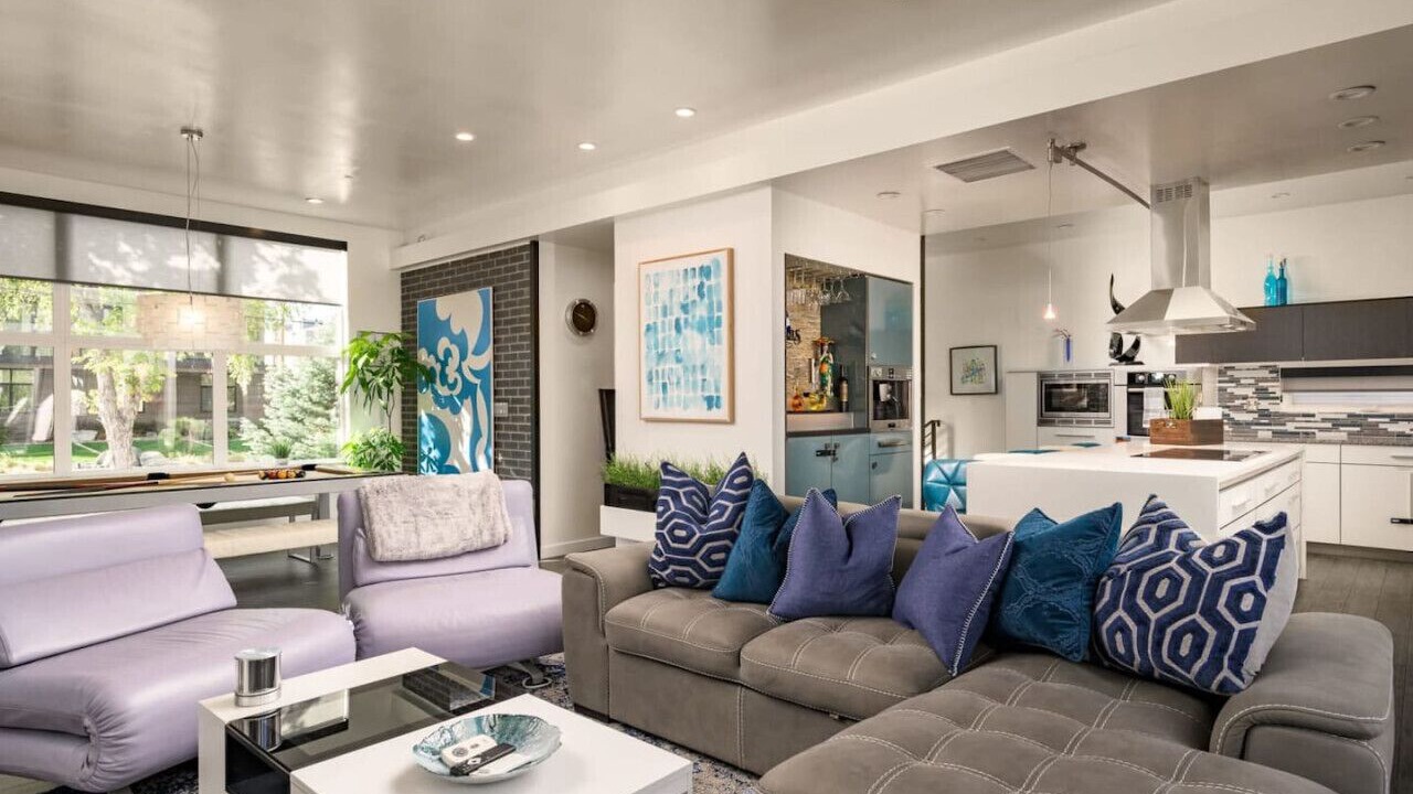 Photo of Livingroom in Highland