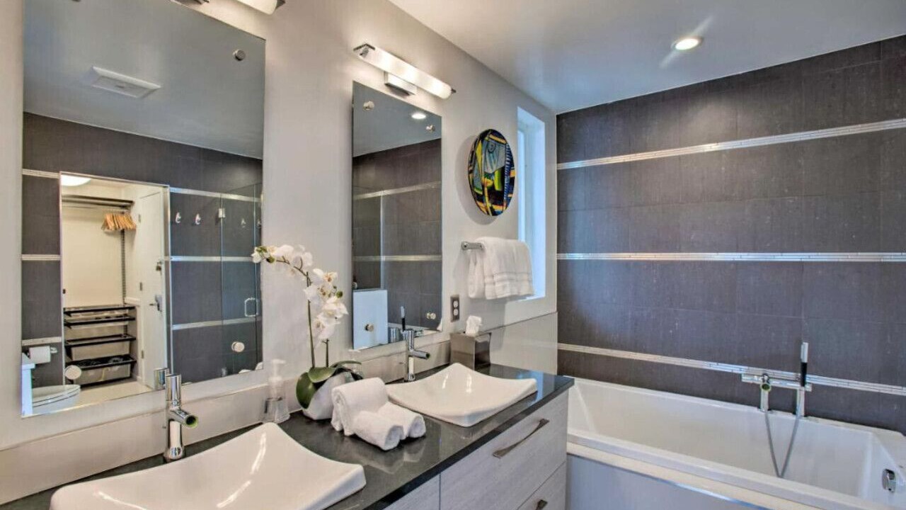 Photo of Bathroom in Highland